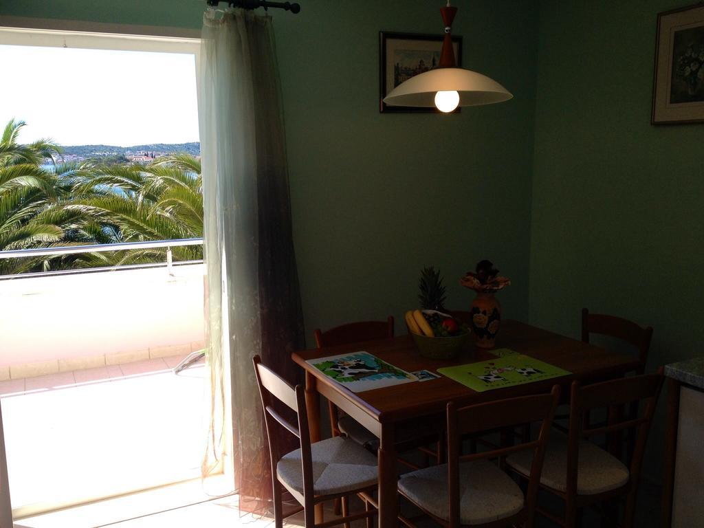 Apartments Rukavina Rogoznica  Phòng bức ảnh